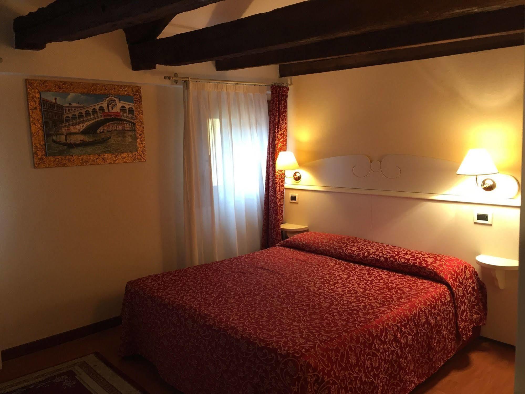 Venice Resorts Luaran gambar