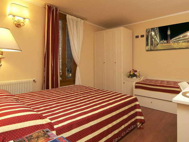 Venice Resorts Luaran gambar